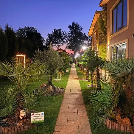 Antik River House Villa