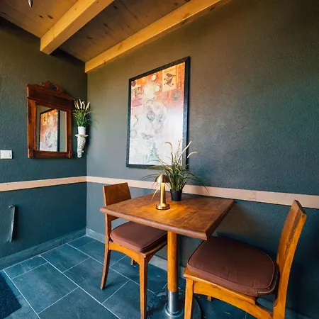 Antik River House