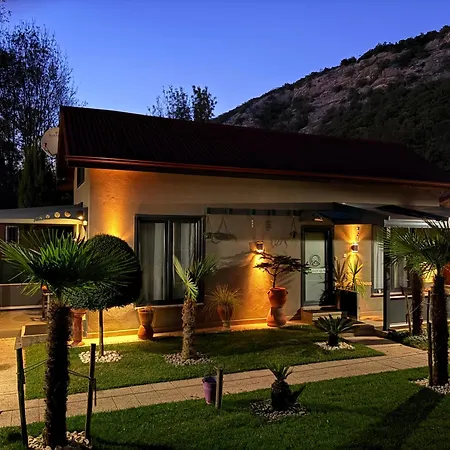 Antik River House Sile