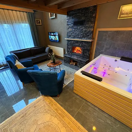 Antik River House Sile