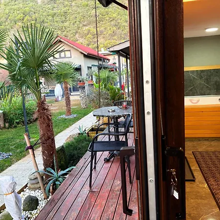 Antik River House Villa