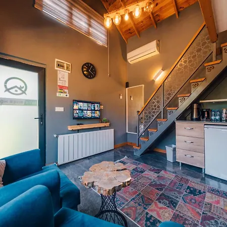 فيلة Antik River House أجفا