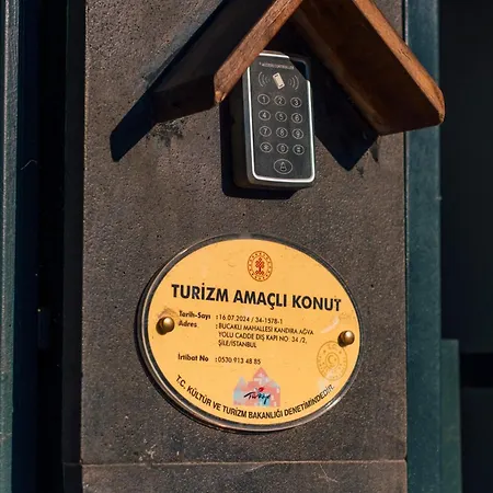 Antik River House